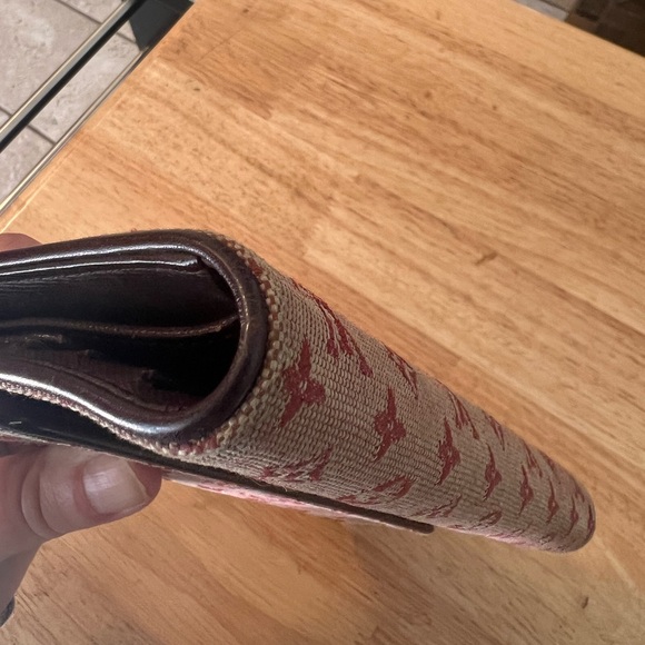 Authentic Pre-Loved LV Mini-Lin Long Wallet - Picture 2 of 14